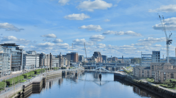 Glasgow centre city overlooking river